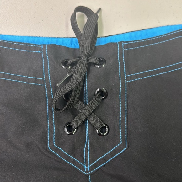 REEF WOMEN’S BOARD SHORTS SWIM TRUNKS SIZE 7 - Picture 9 of 12